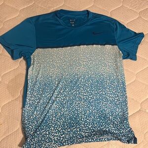 Nike Men’s Teal Blue Short Sleeve Graphic Performance Tee M